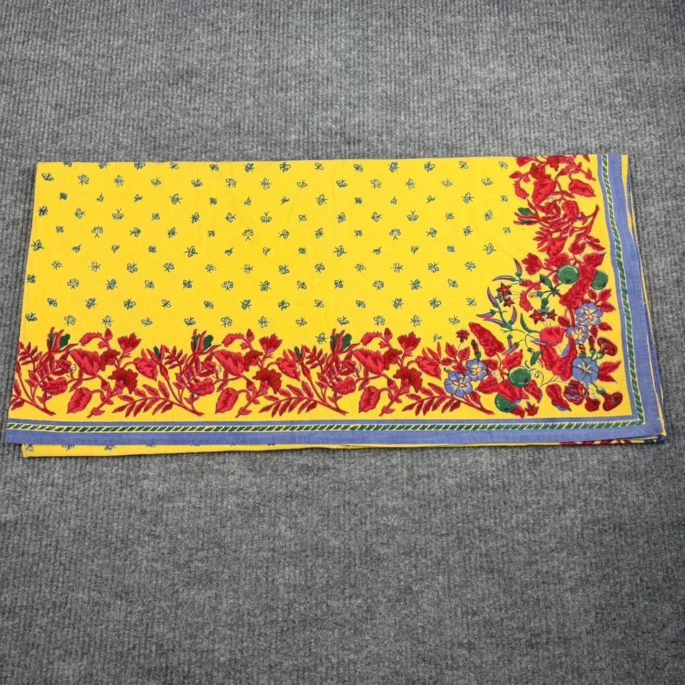 Vtg 90s Williams Sonoma Tablecloth 68x68 Bumble Bee Floral Cotton Cottagecore